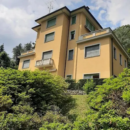 Bmp Gioiosa 2 Giardino Vista Maggiore Apartman Belgirate