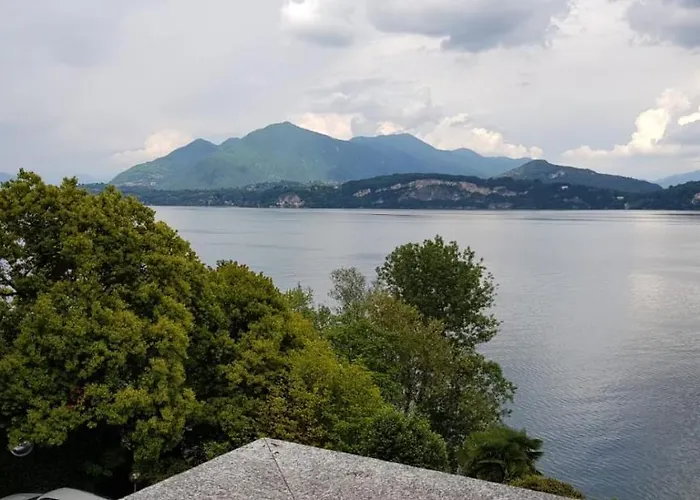 Bmp Gioiosa 2 Giardino Vista Maggiore Apartman Belgirate